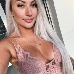 Julia Bottar Nude Leaked Photos (Onlyfans)